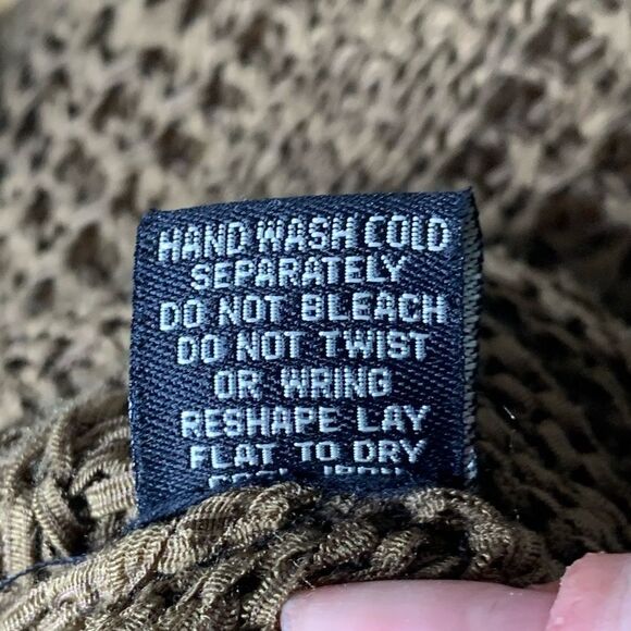 BCBGMAXAZRIA Hooded Pullover Sweater Ribbed Knit - Picture 5 of 7